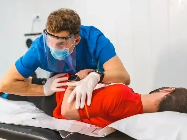 Professional service work by Arrowhead Clinic Chiropractor in Garden City